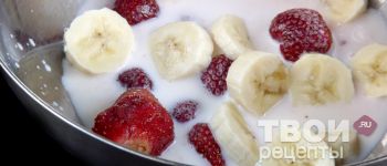 Клубнично-банановый смузи - пошаговый рецепт приготовления с 
фотографиями