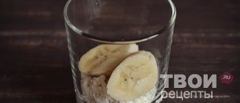 Творожный десерт с печеньем и бананом - рецепт приготовления с 
фотографиями