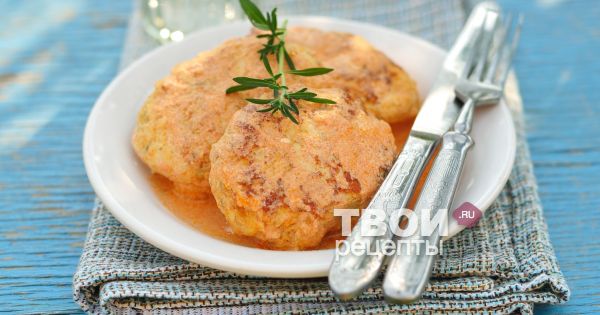 Рецепт салата из жареных шампиньонов с курицей