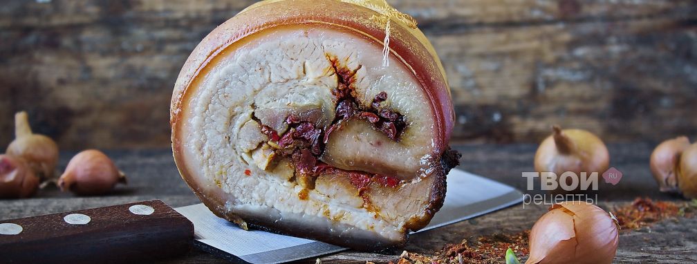 Вареный рулет из свиной пузанины — рецепт с фото пошагово